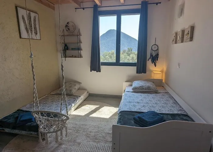 Grande Maison Carpediem, Le Calme à La Campagne